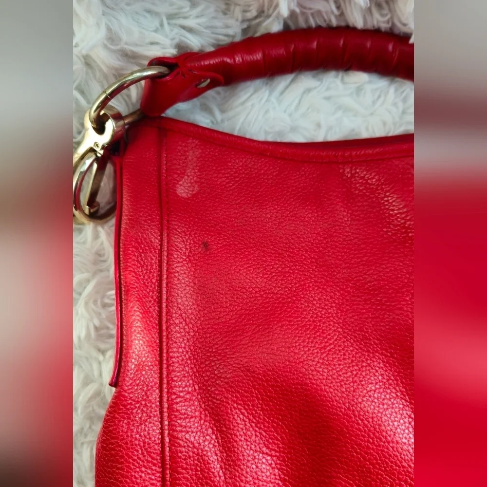 Cynthia Rowley Soft Leather Vibrant Red Hobo Shoulder Bag w/Turn-Lock Accent